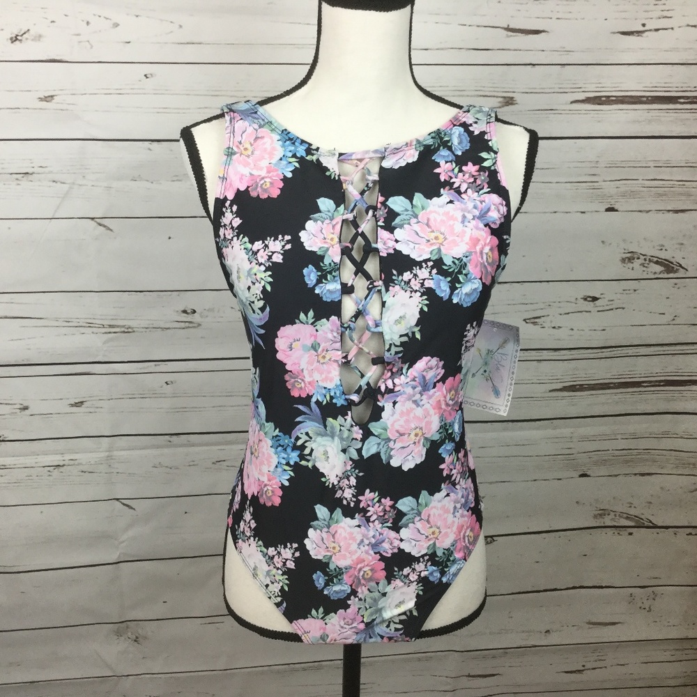 🎉HP🎉 Blu C Floral Swimsuit, Size M